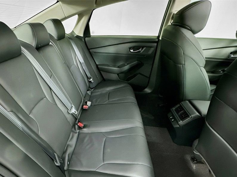 Used 2025 Honda Accord EX-L image 39