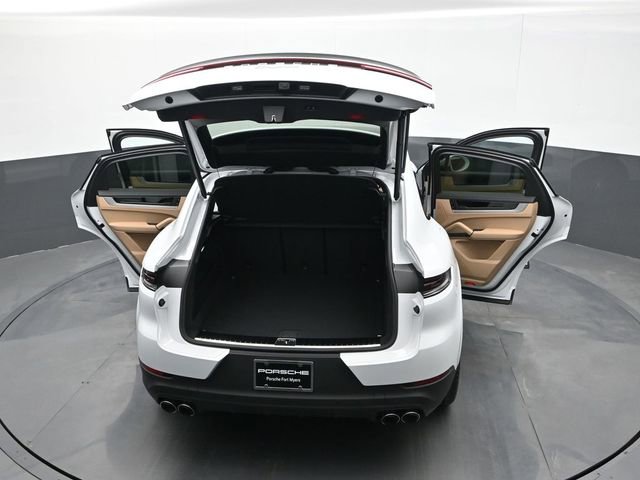 New 2026 Porsche Cayenne Coupe image 28