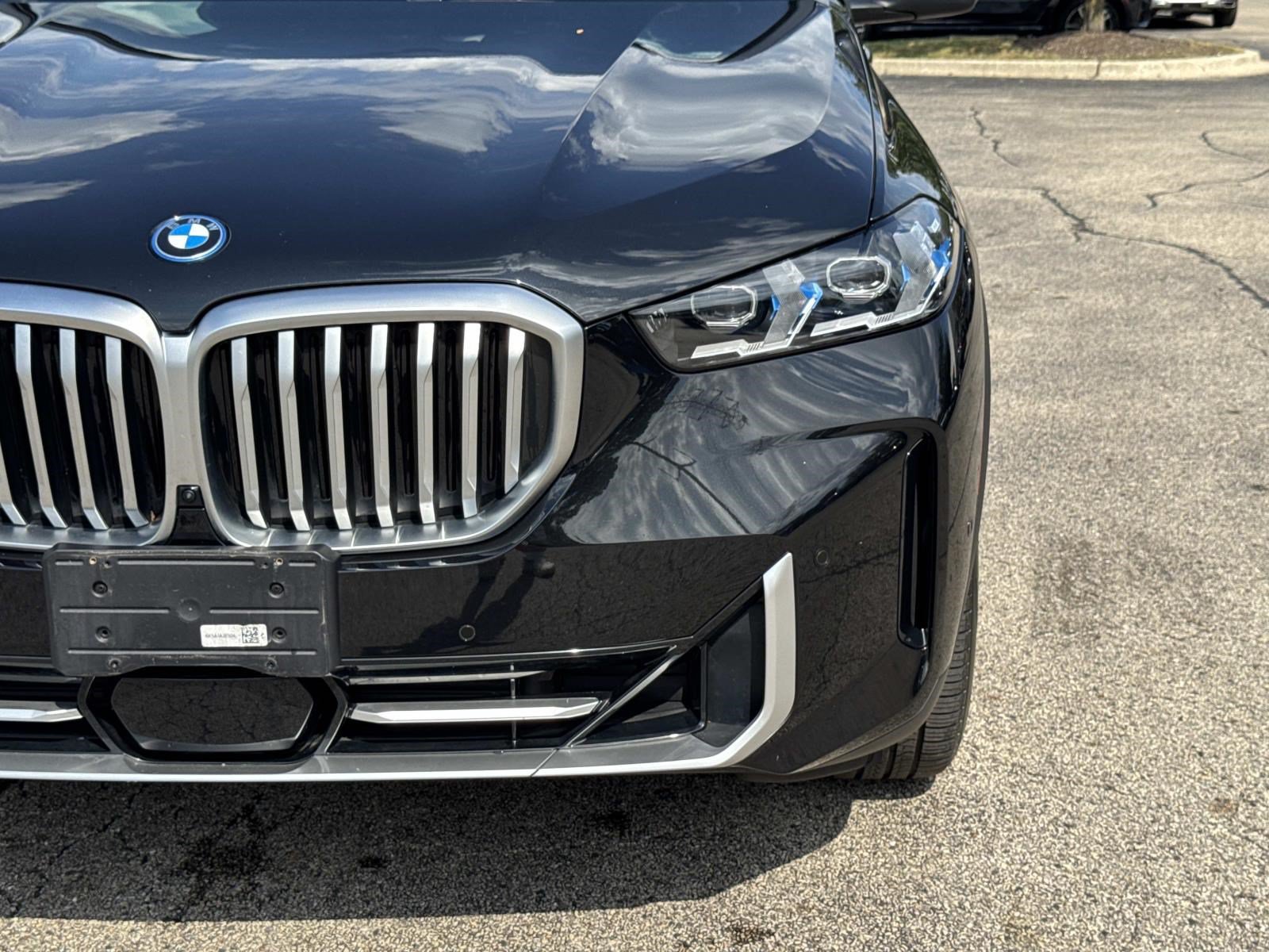 Certified 2024 BMW X5 xDrive50e w/ Premium Package AWD/4WD image 9