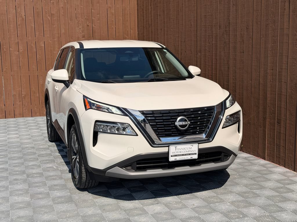 Used 2023 Nissan Rogue SV FWD image 10