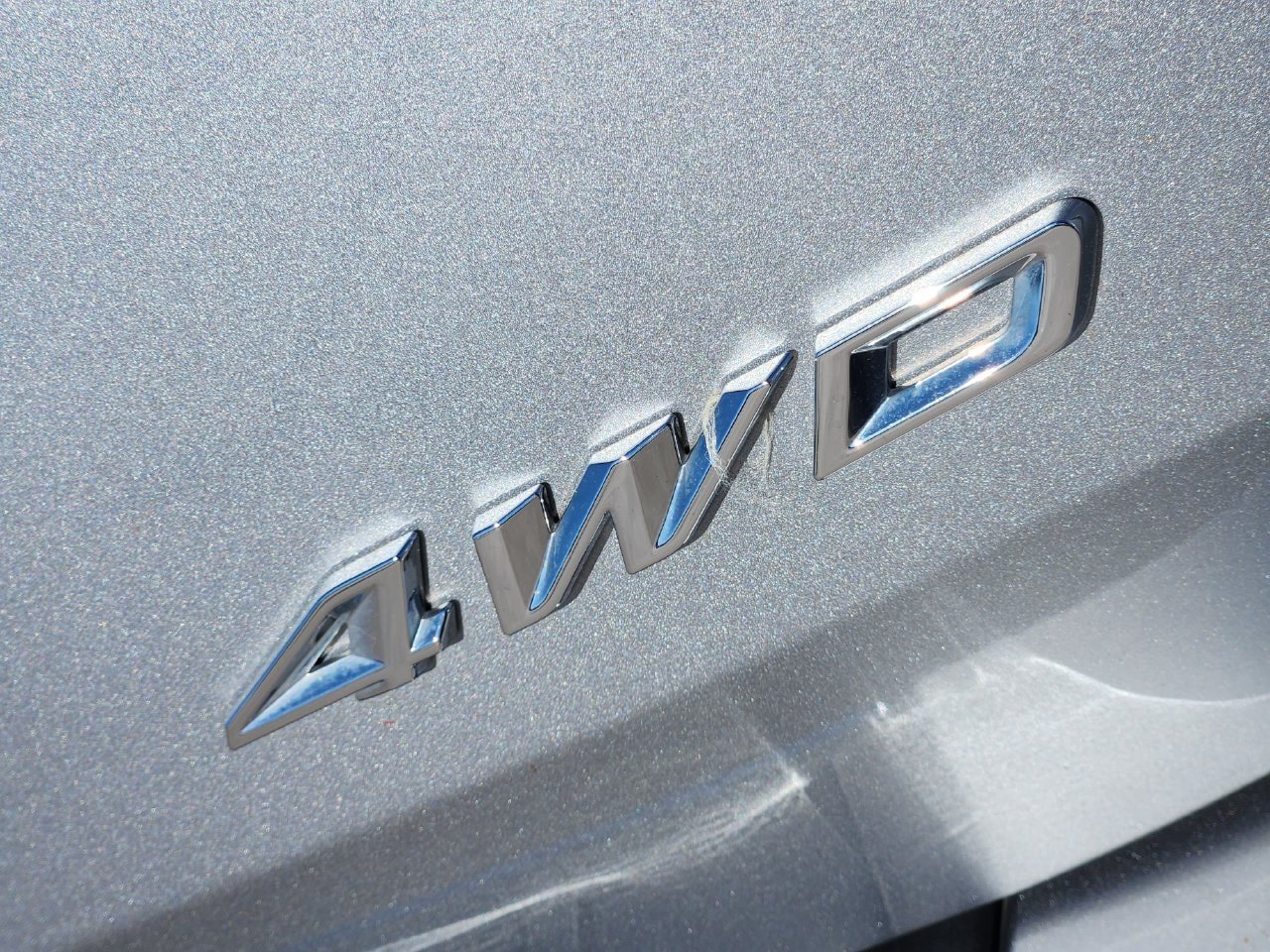 Used 2023 Ford Explorer Limited w/ Equipment Group 301A AWD/4WD image 10