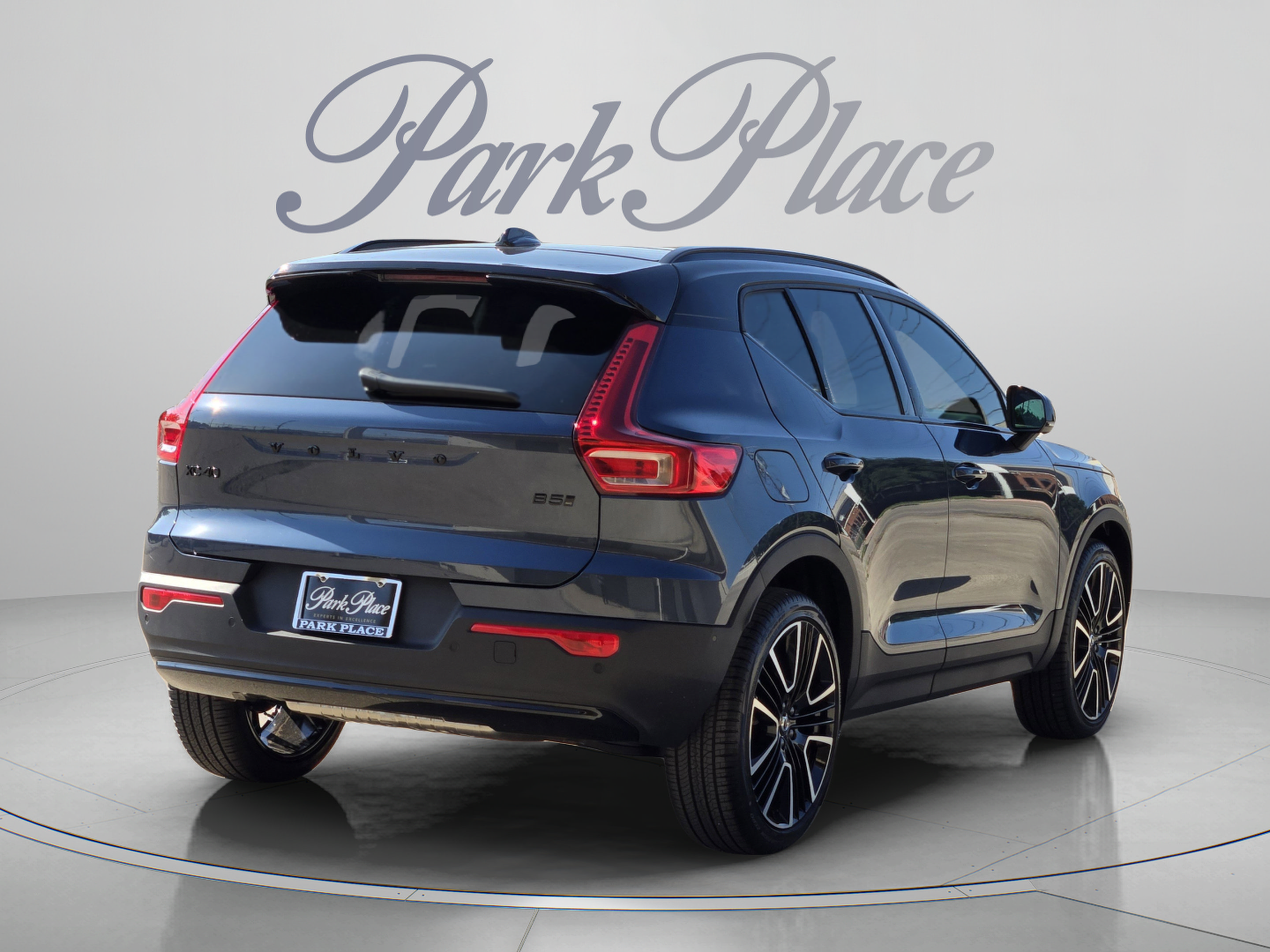 New 2026 Volvo XC40 B5 Ultra w/ Protection Package Premier AWD/4WD image 6