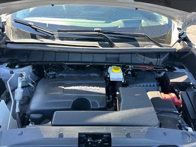 Used 2023 Nissan Pathfinder Platinum AWD/4WD image 28