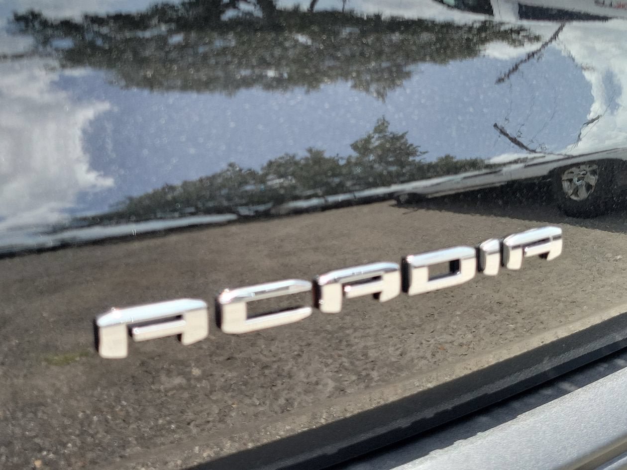 New 2026 GMC Acadia AT4 w/ Luxury Package AWD/4WD image 28