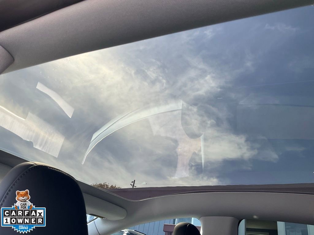 Used 2026 Tesla Model Y AWD image 32