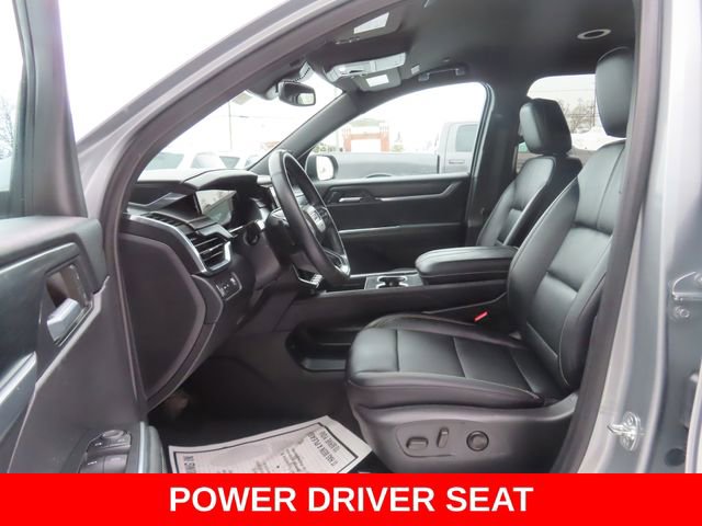 Used 2024 GMC Acadia Elevation w/ Black Edition image 18