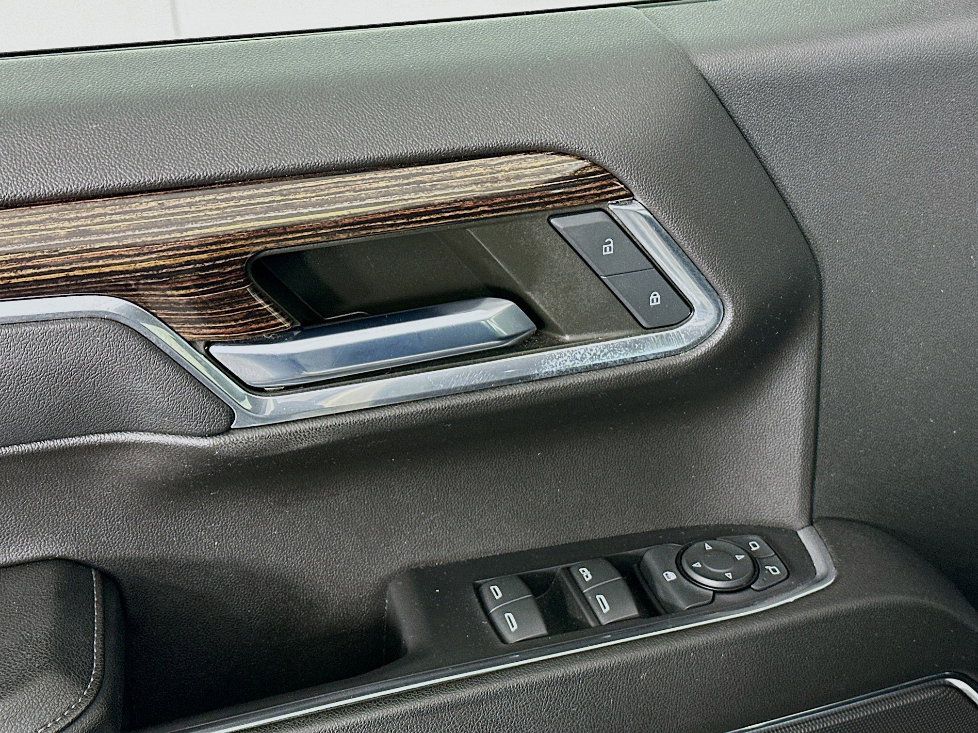 Used 2023 GMC Sierra 1500 Elevation image 15