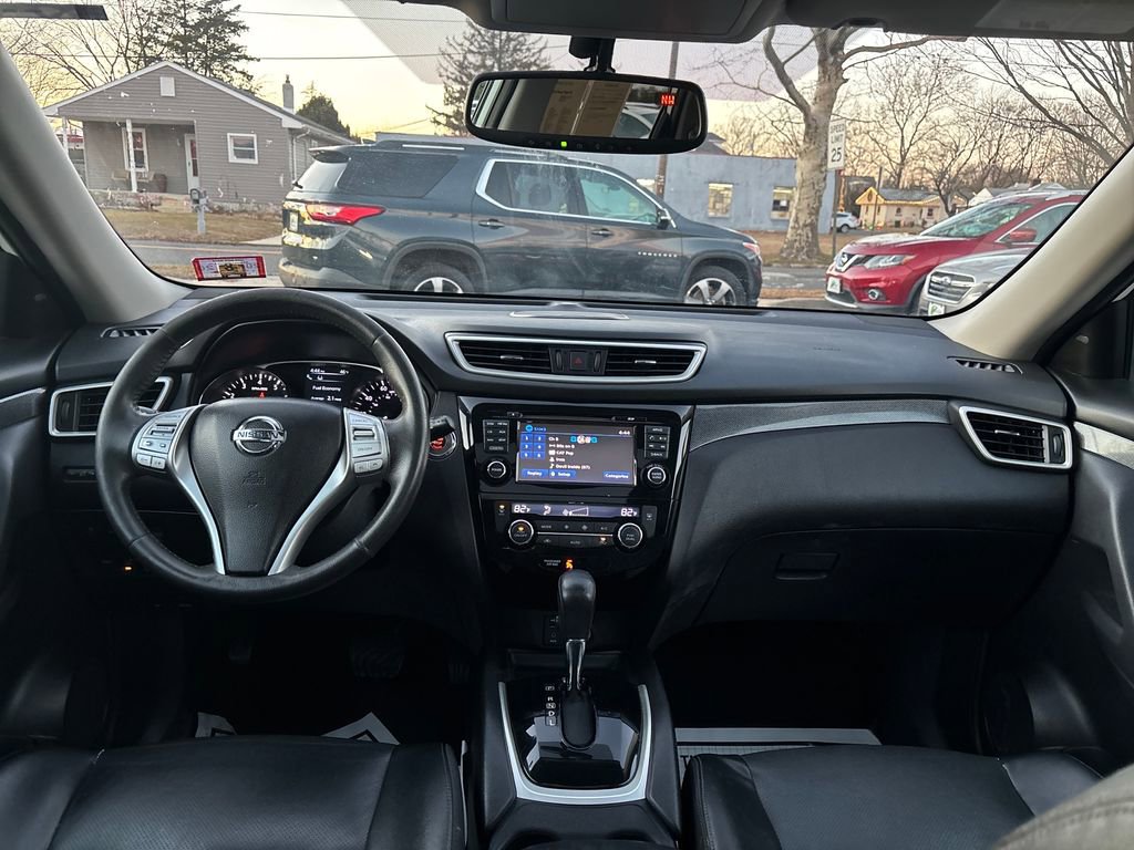 Used 2015 Nissan Rogue SL w/ SL Premium Package image 15