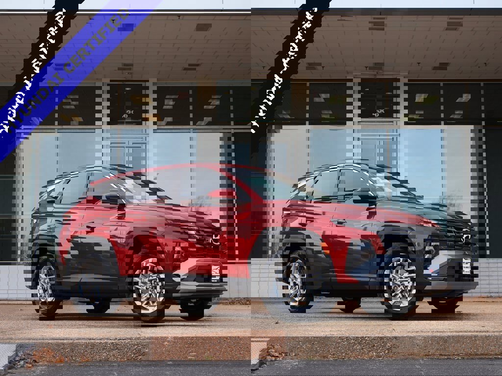 Certified 2025 Hyundai Tucson SE
