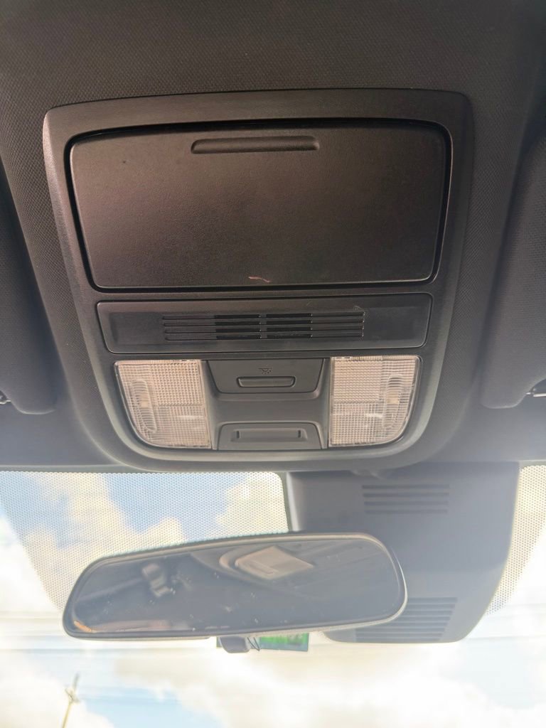 Used 2018 Honda Accord Sport image 19