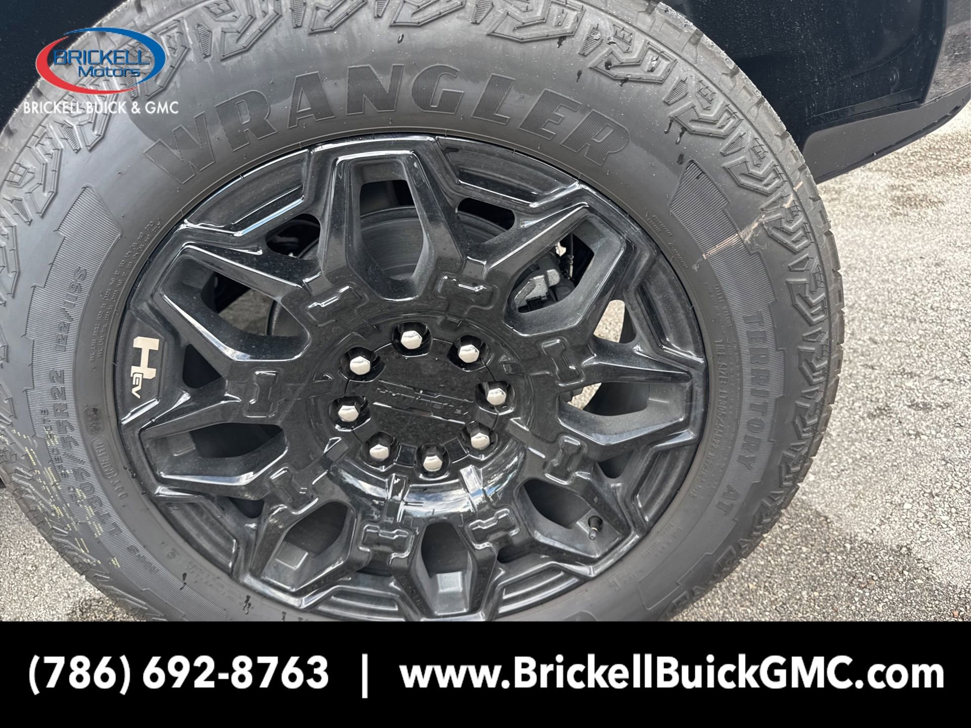 New 2026 GMC Hummer EV SUV image 13