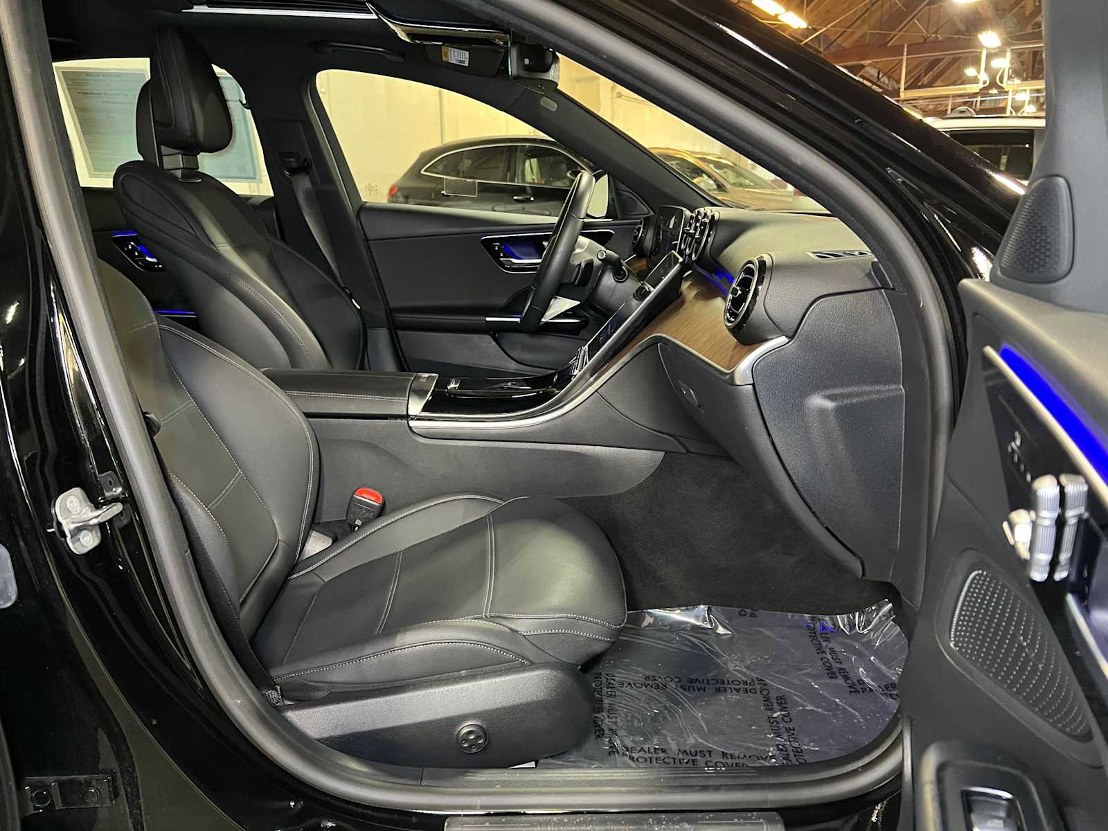 Used 2024 Mercedes-Benz C 300 4MATIC Sedan image 11