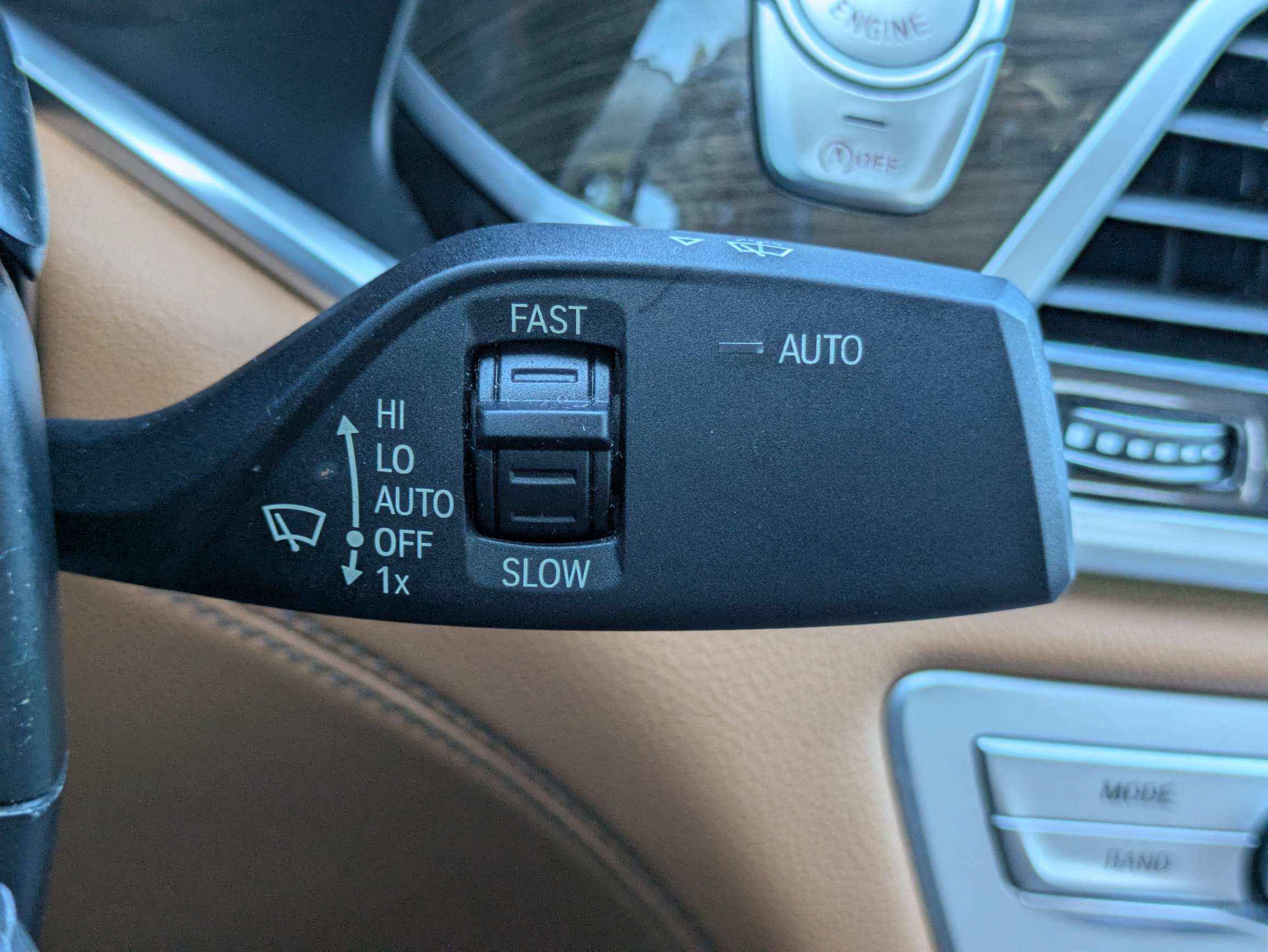 Used 2020 BMW 740i w/ Premium Package RWD image 18