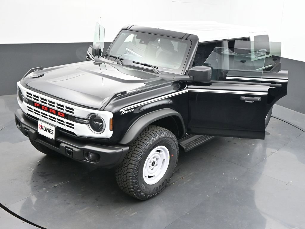 New 2025 Ford Bronco Heritage Edition image 57