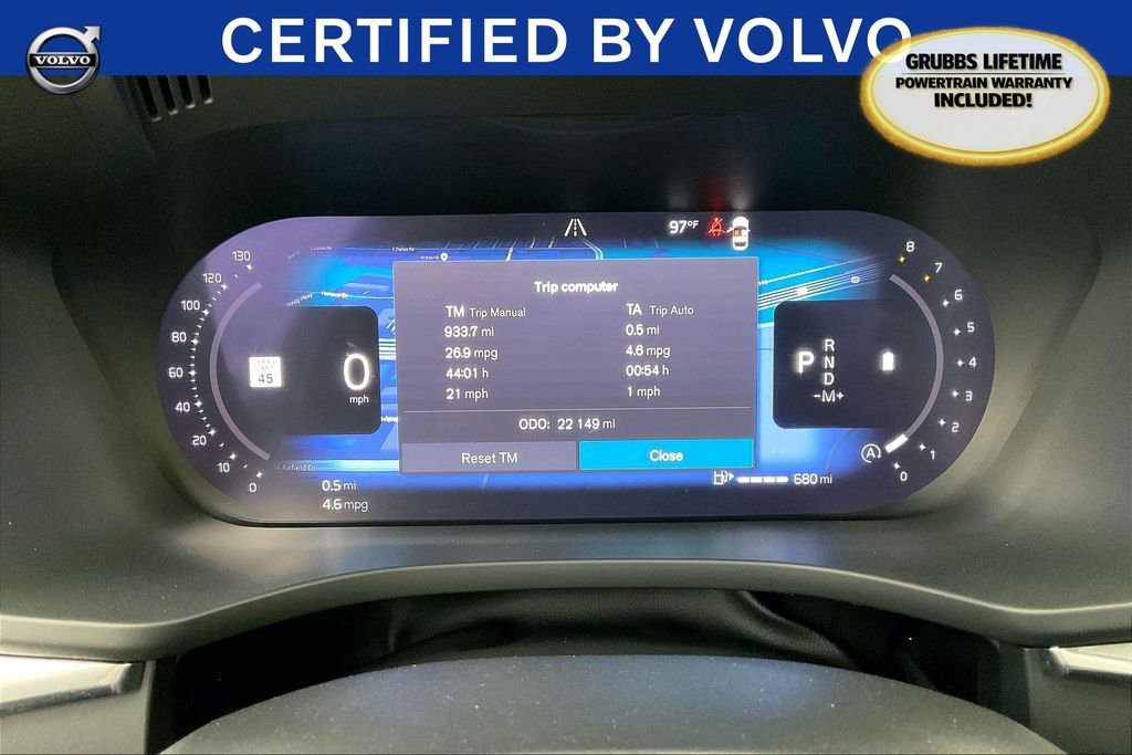 Certified 2025 Volvo XC60 B5 Plus image 29