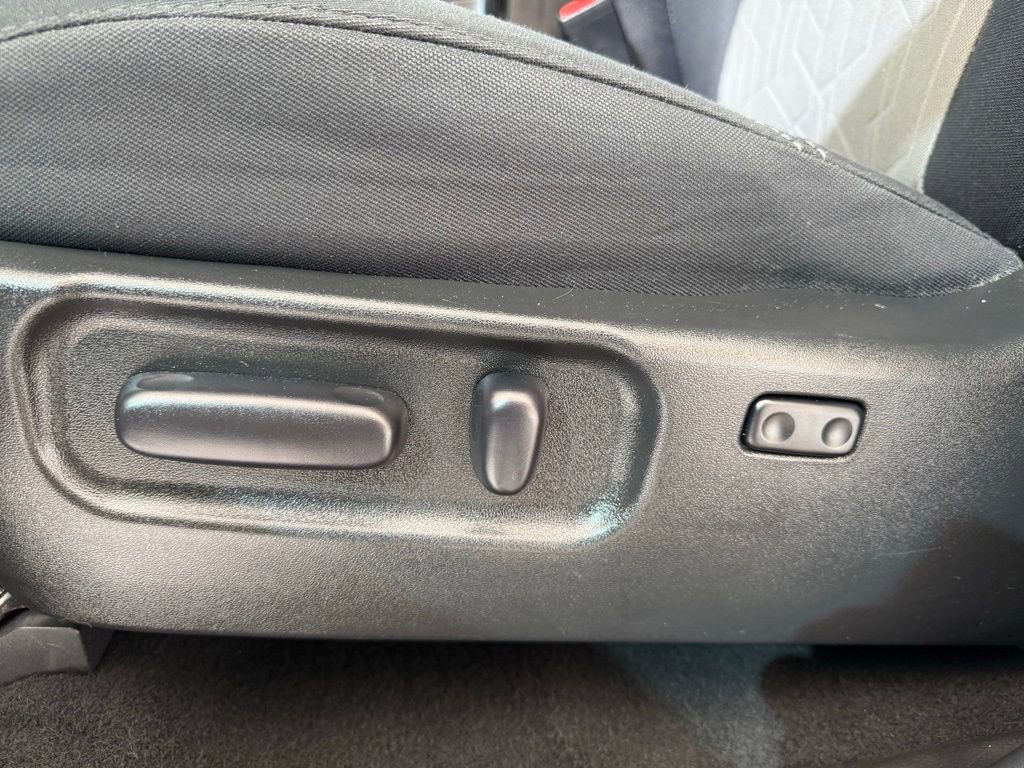 Used 2021 Toyota Tacoma TRD Sport w/ Technology Package image 33