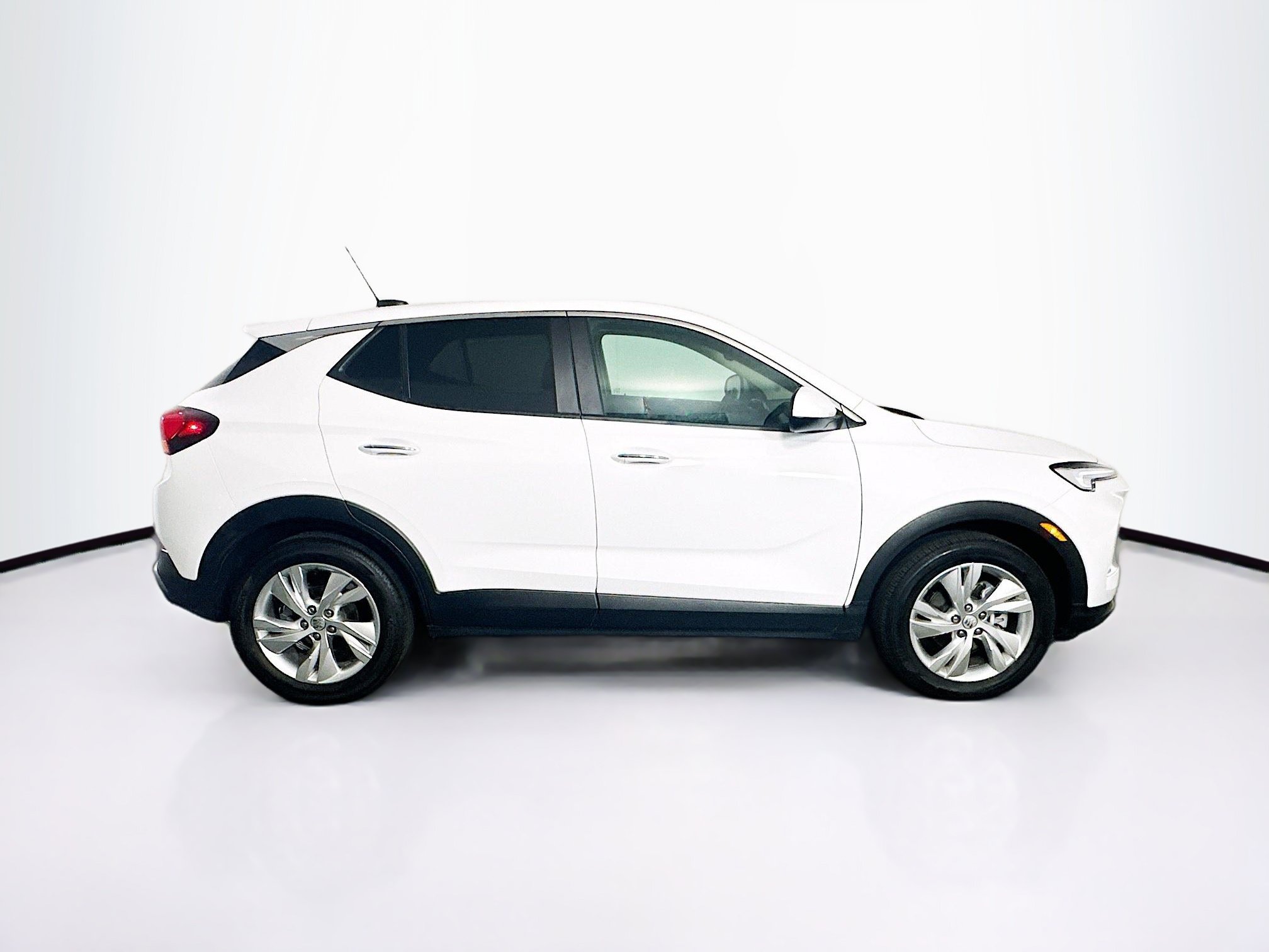 Used 2025 Buick Encore GX Preferred FWD image 10