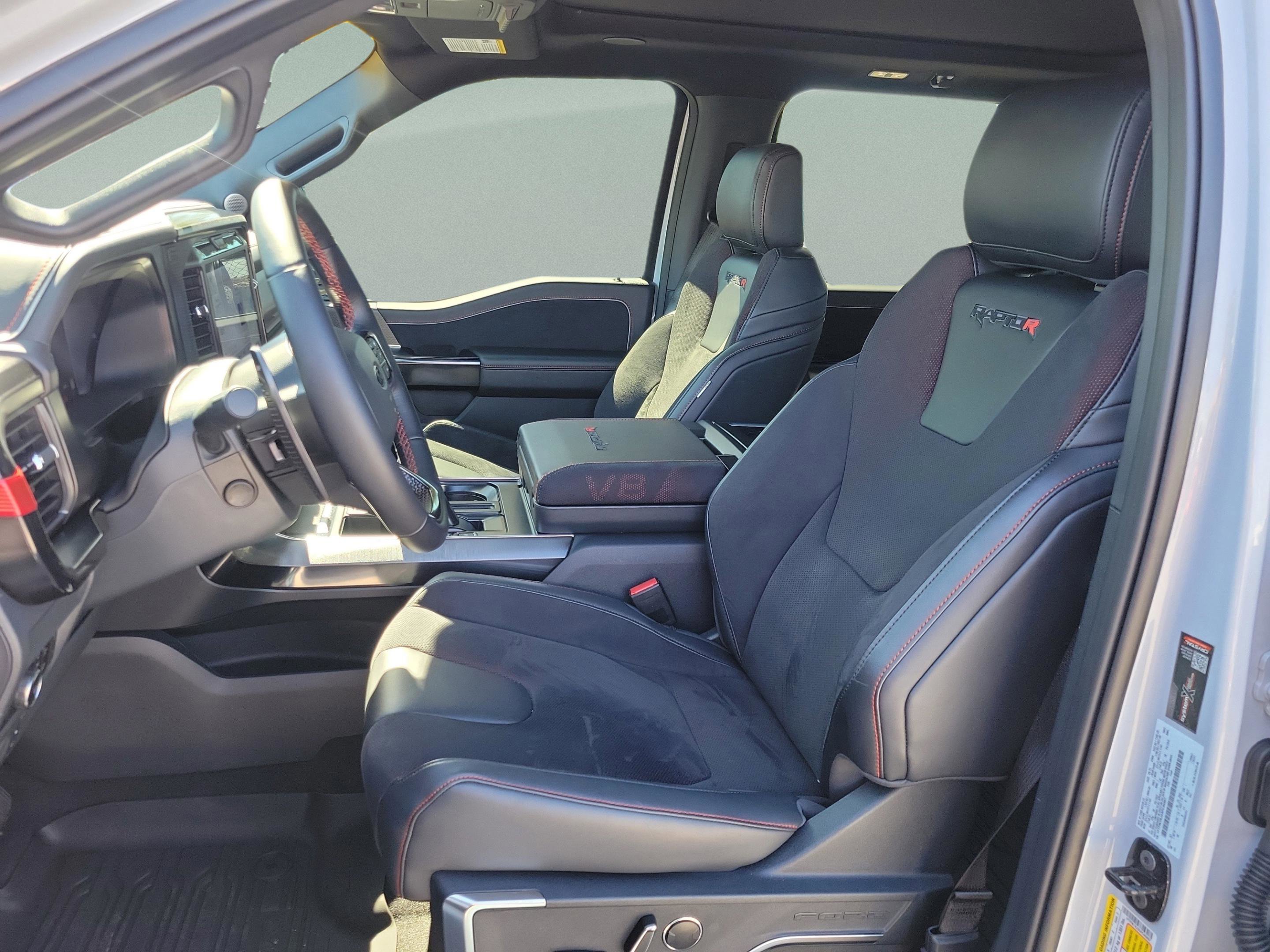 Used 2025 Ford F150 Raptor w/ Equipment Group 803A Raptor R image 8