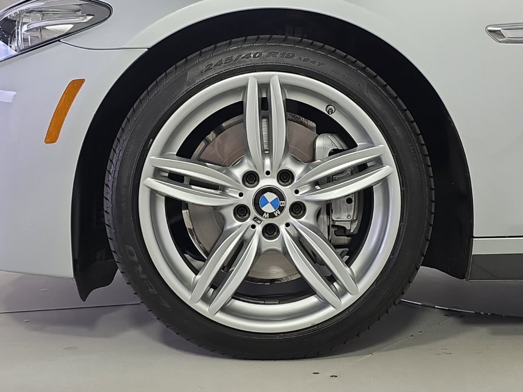 Used 2016 BMW 535i Sedan RWD image 5