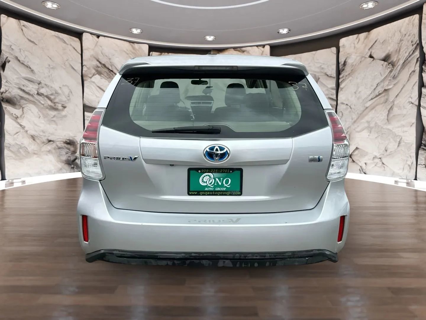 Used 2015 Toyota Prius V Three image 7