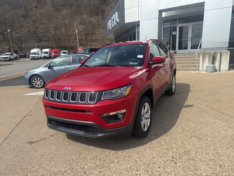 Used 2019 Jeep Compass Latitude image 3