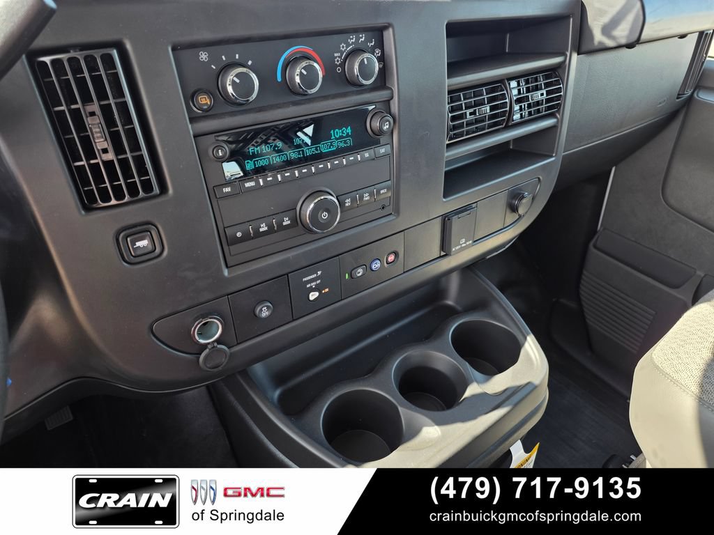 Used 2024 Chevrolet Express 3500 w/ Driver Convenience Package RWD image 18