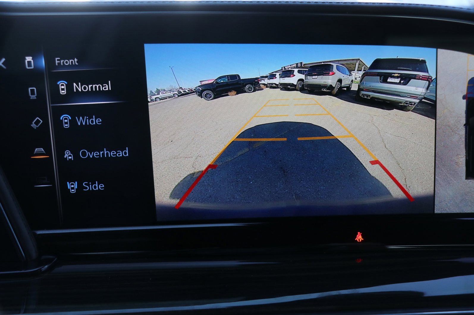 Used 2021 Cadillac Escalade Premium Luxury image 23