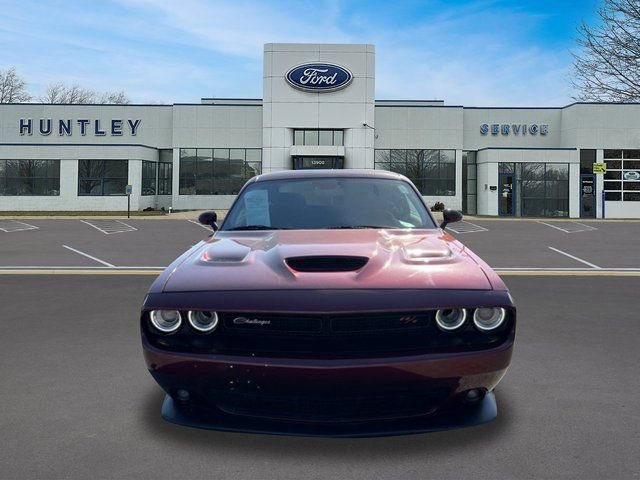 Used 2021 Dodge Challenger R/T Scat Pack w/ Dynamics Package RWD image 3