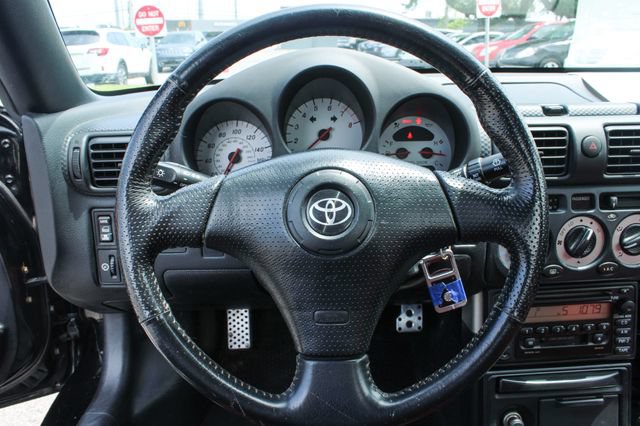 Used 2001 Toyota MR2 RWD image 17