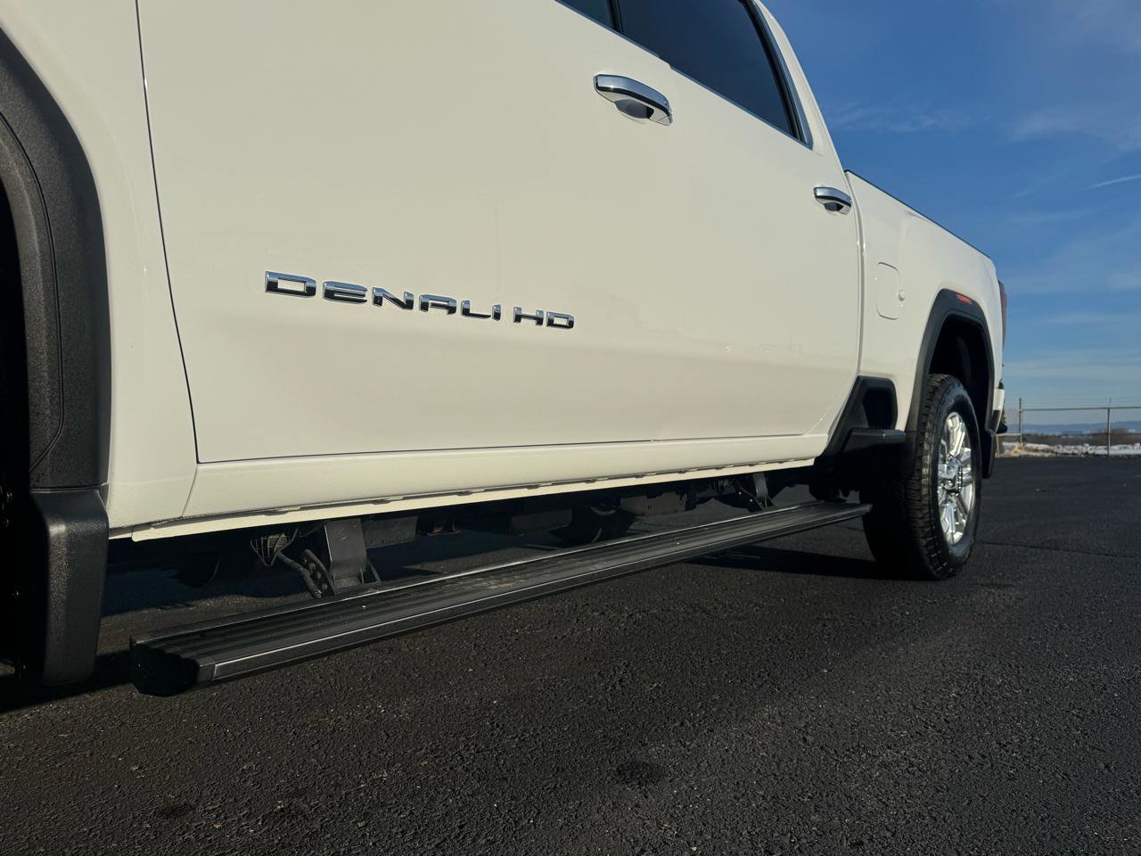 Used 2022 GMC Sierra 2500 Denali AWD/4WD image 30