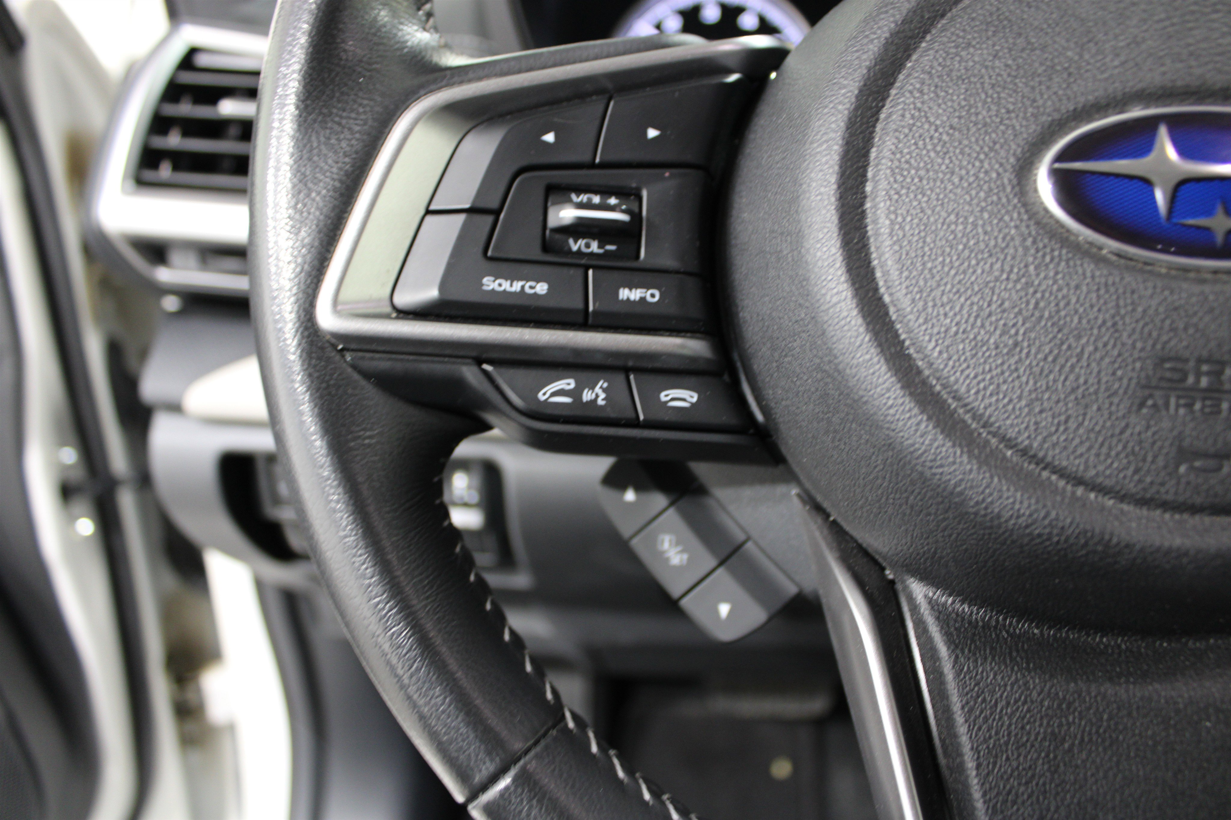 Used 2023 Subaru Forester Limited AWD/4WD image 10