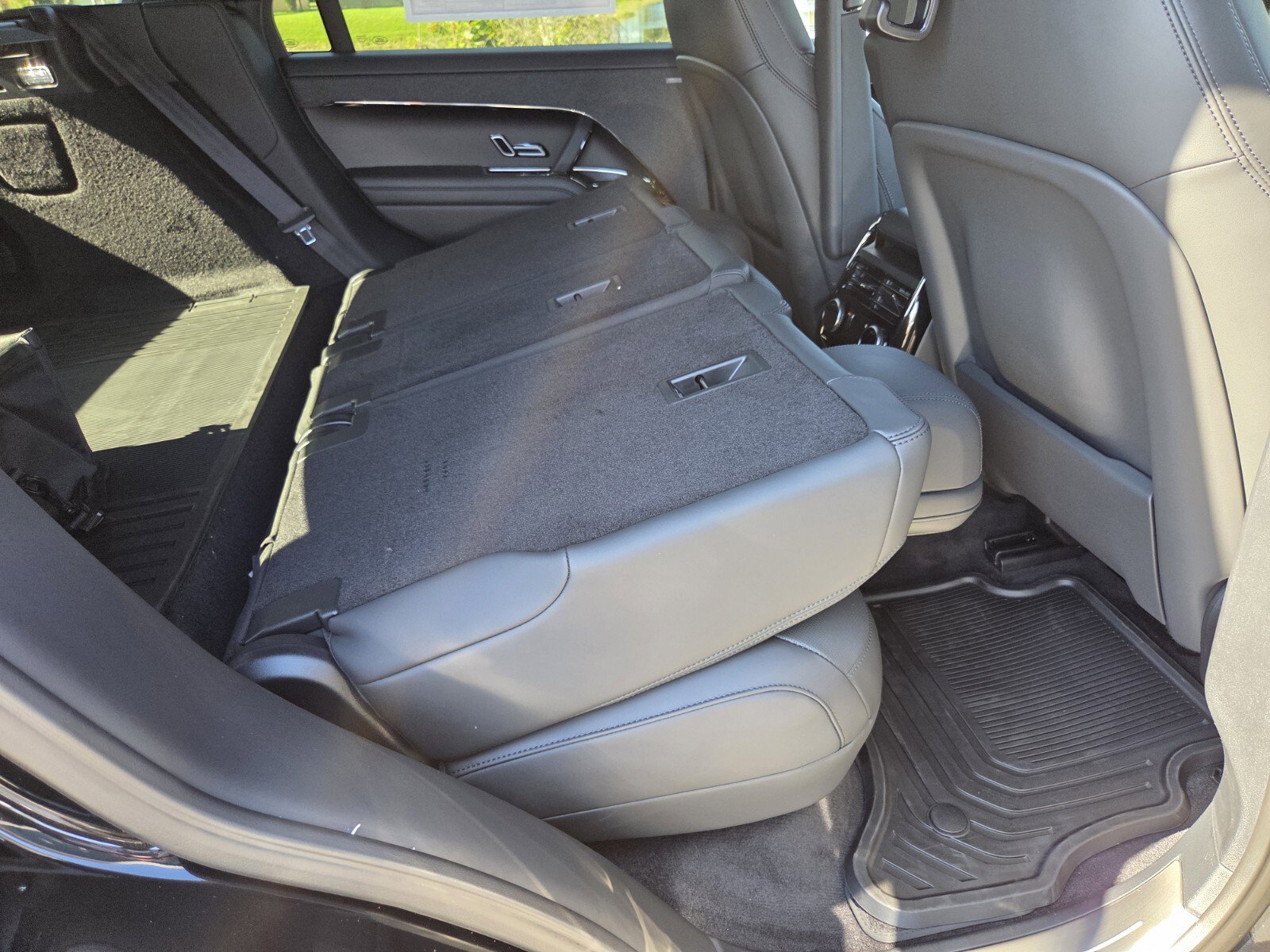 New 2025 Land Rover Range Rover Sport Dynamic SE image 19