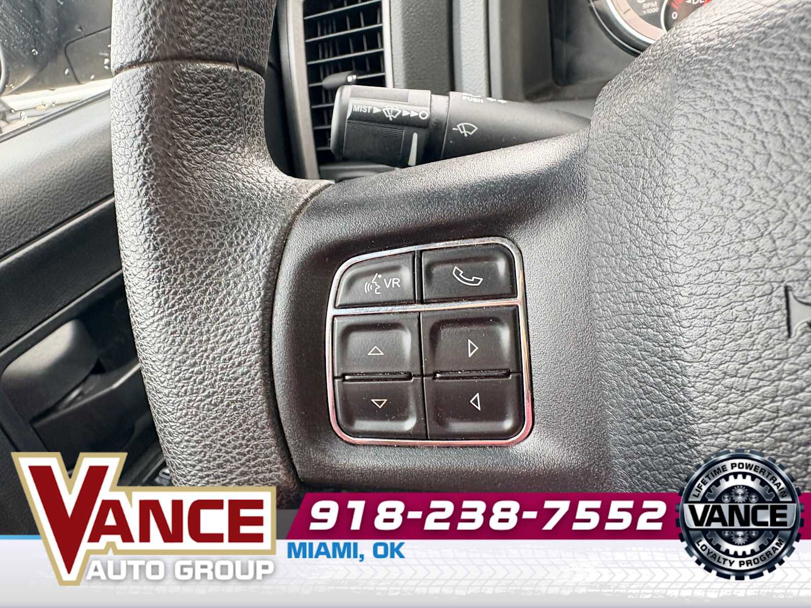 Used 2018 RAM 2500 Tradesman w/ Chrome Appearance Group image 30