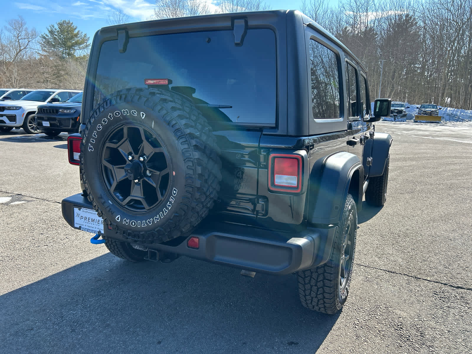 Used 2023 Jeep Wrangler Unlimited w/ Cold Weather Group image 6