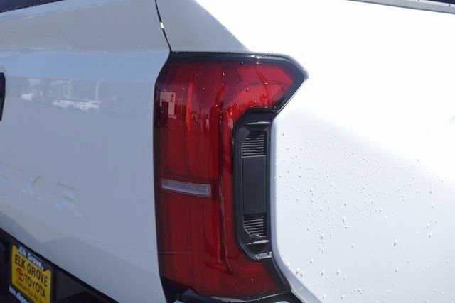 New 2025 Toyota Tacoma SR5 image 8