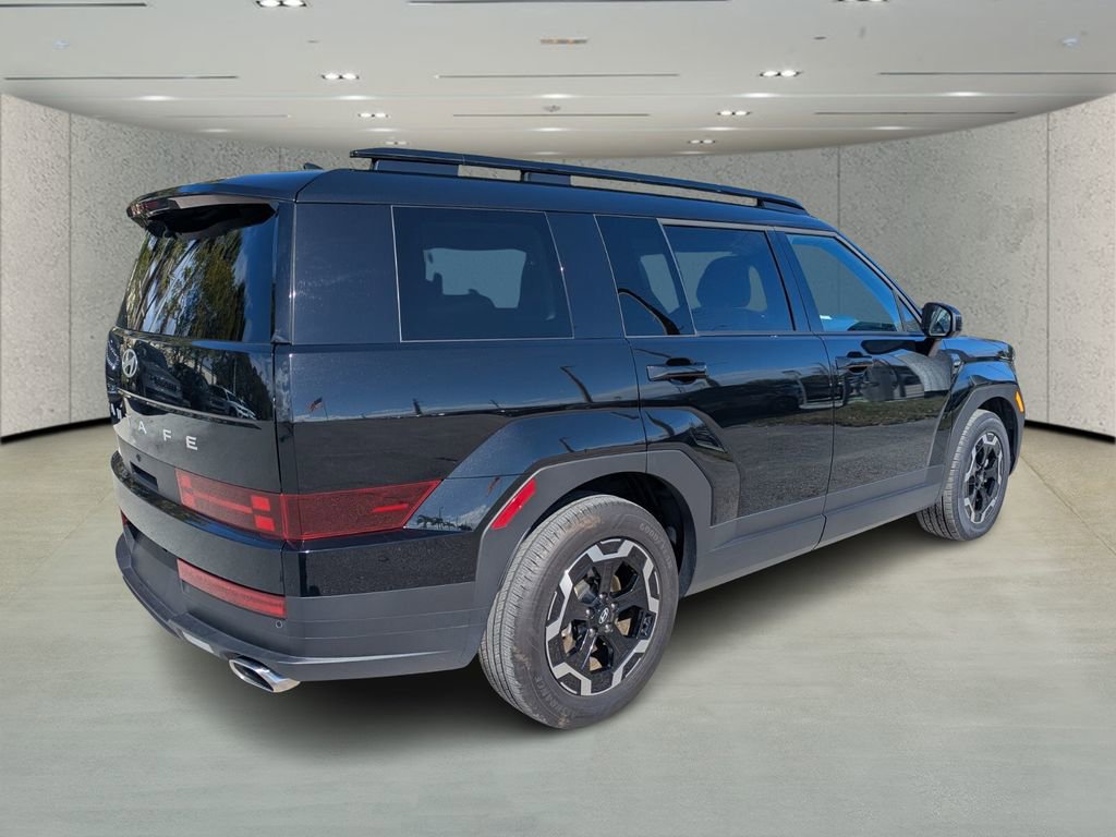 Used 2025 Hyundai Santa Fe SEL image 3