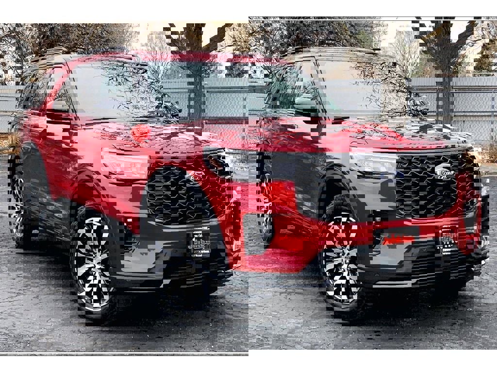 New 2025 Ford Explorer ST-Line image 2