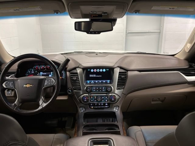 Used 2018 Chevrolet Suburban Premier AWD/4WD image 14