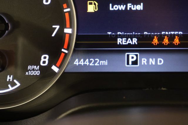 Used 2024 Nissan Titan SV w/ SV Convenience Package AWD/4WD image 15