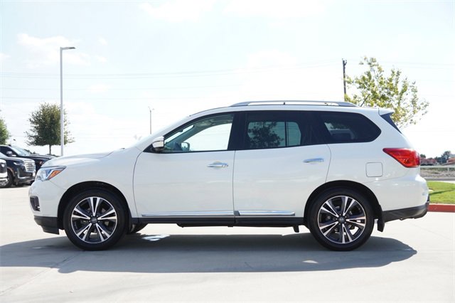 Used 2018 Nissan Pathfinder Platinum image 6