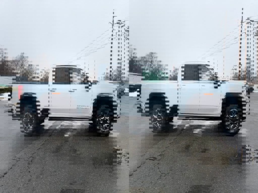 New 2026 GMC Sierra 2500 Denali Ultimate w/ Max Trailering Package image 7