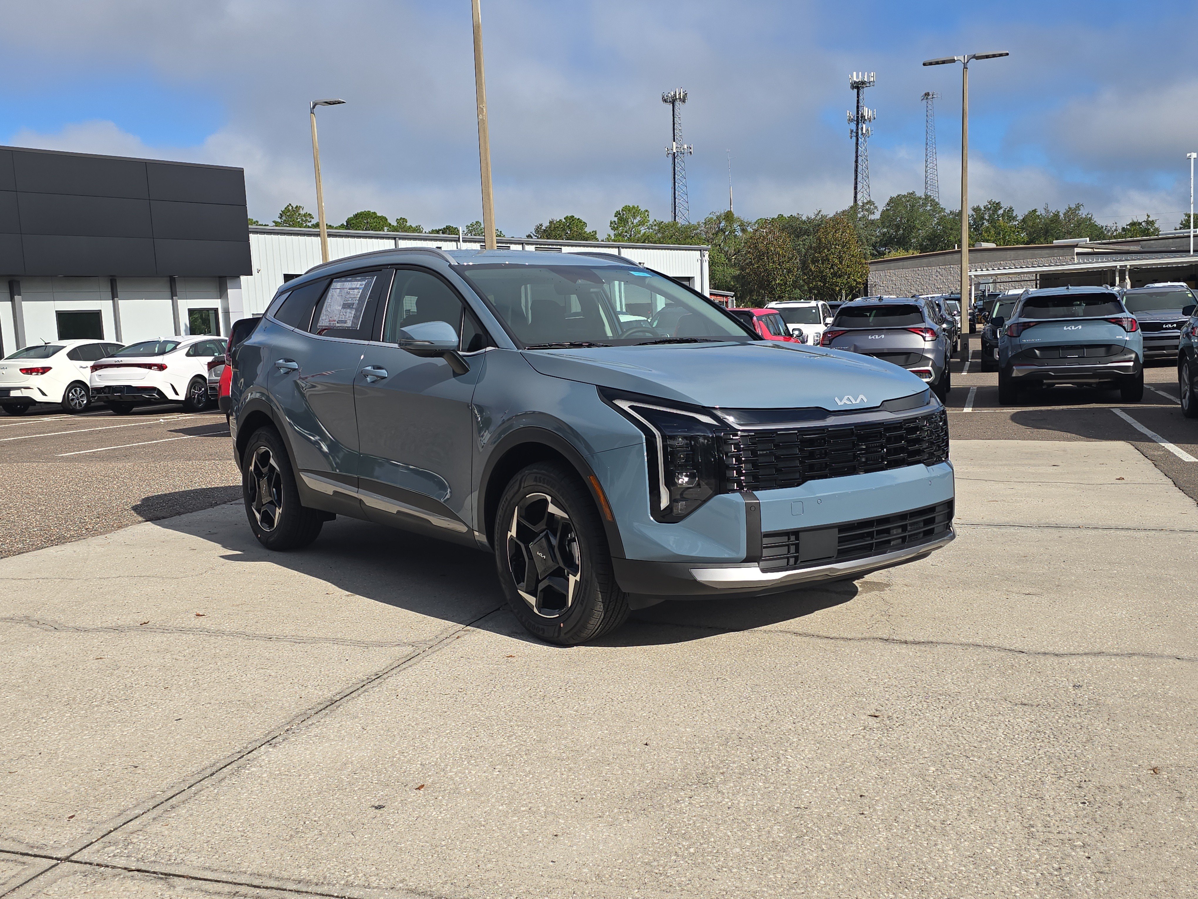 New 2027 Kia Sportage EX AWD/4WD image 2