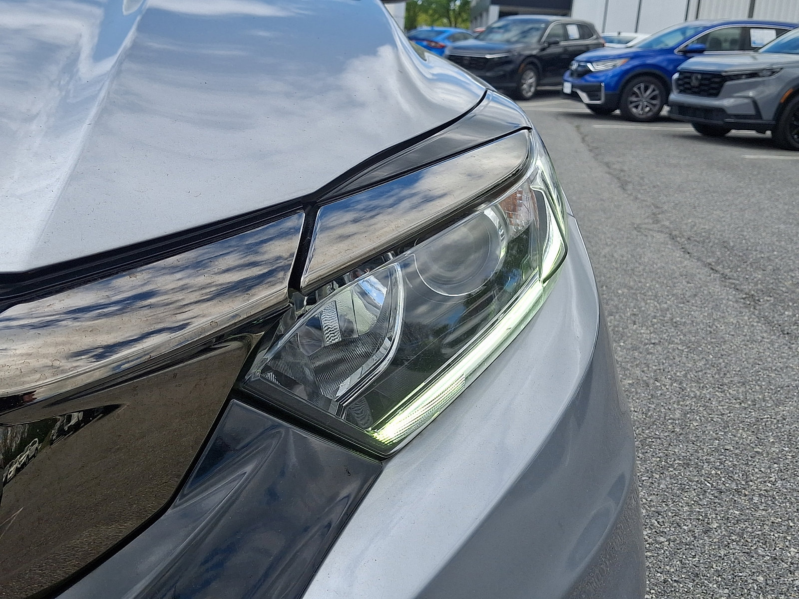 Used 2020 Honda HR-V Sport image 9