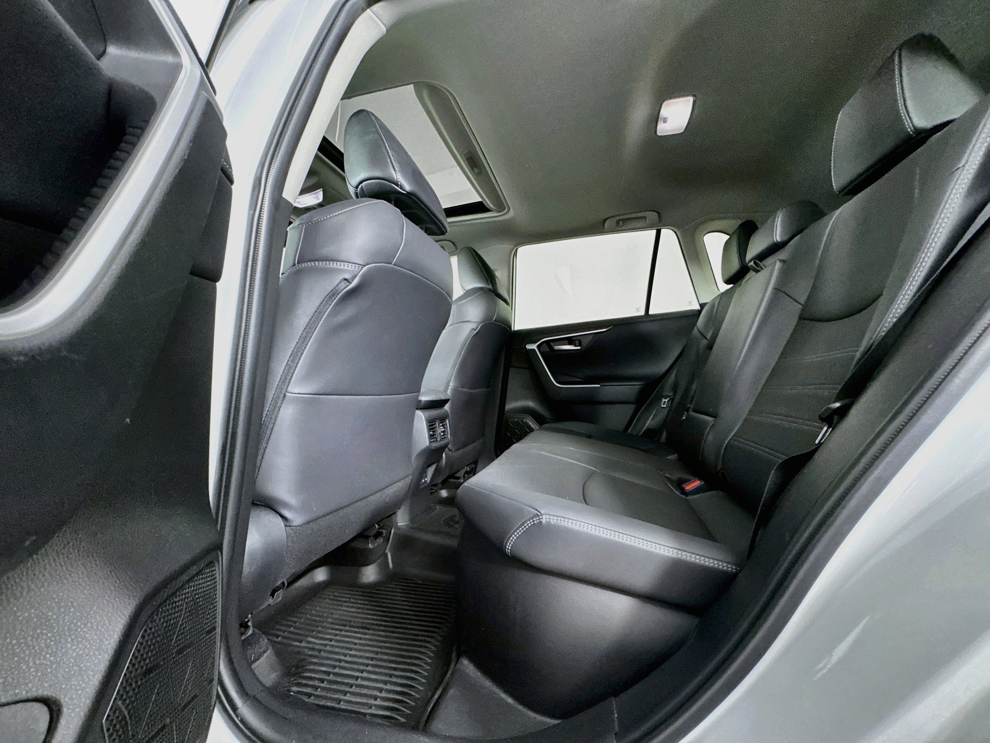 Certified 2025 Toyota RAV4 Limited AWD/4WD image 25