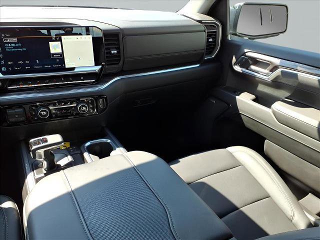 Used 2025 Chevrolet Silverado 1500 LTZ w/ Technology Package image 9