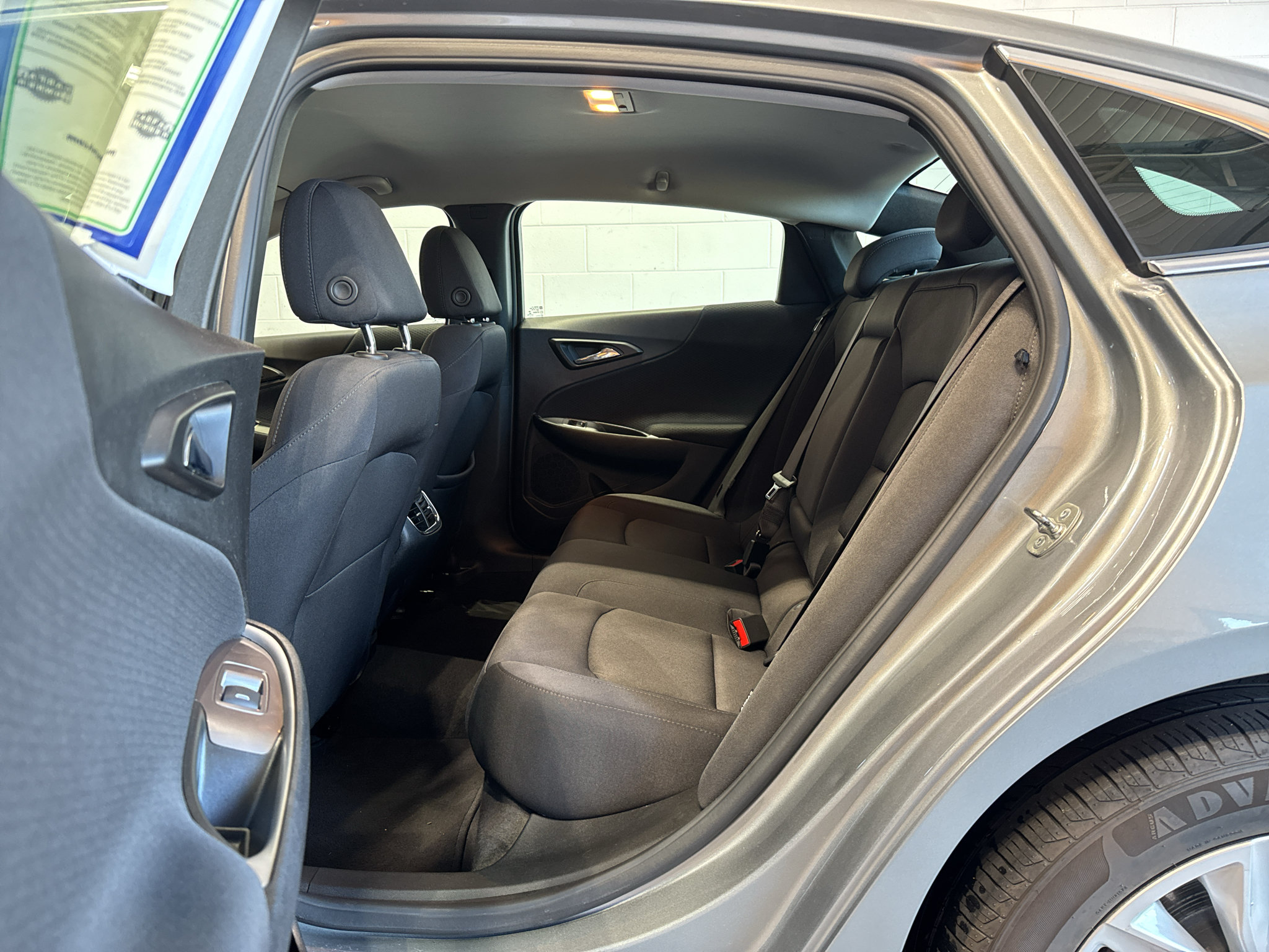 Used 2024 Chevrolet Malibu LT FWD image 10