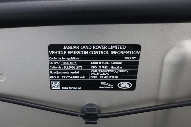 Used 2025 Land Rover Range Rover Long Wheelbase SE AWD/4WD image 97