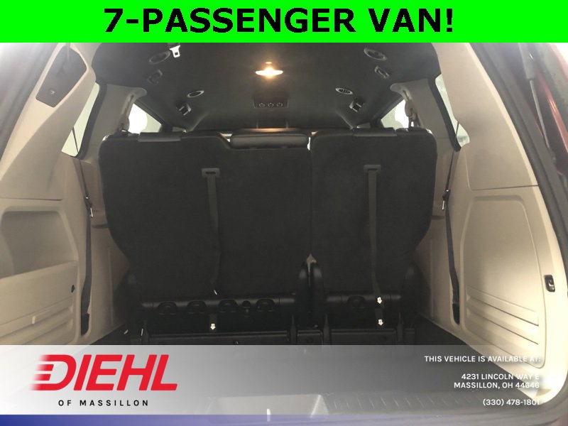 Used 2018 Dodge Grand Caravan SXT image 8