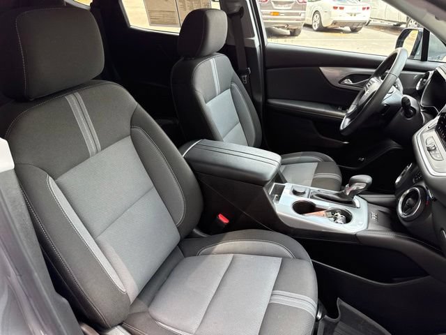 Used 2024 Chevrolet Blazer LT w/ Convenience Package FWD image 30