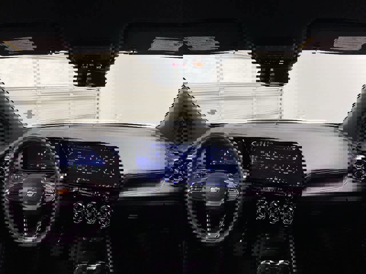 Used 2024 Chevrolet Blazer EV LT AWD/4WD image 12